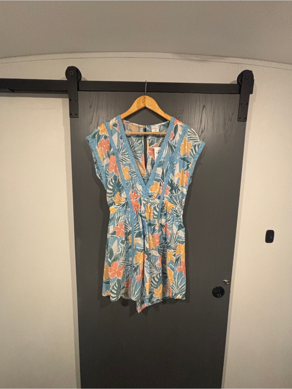 Girls Abercrombie &Fitch Floral Blue Tropical One-Piece Romper